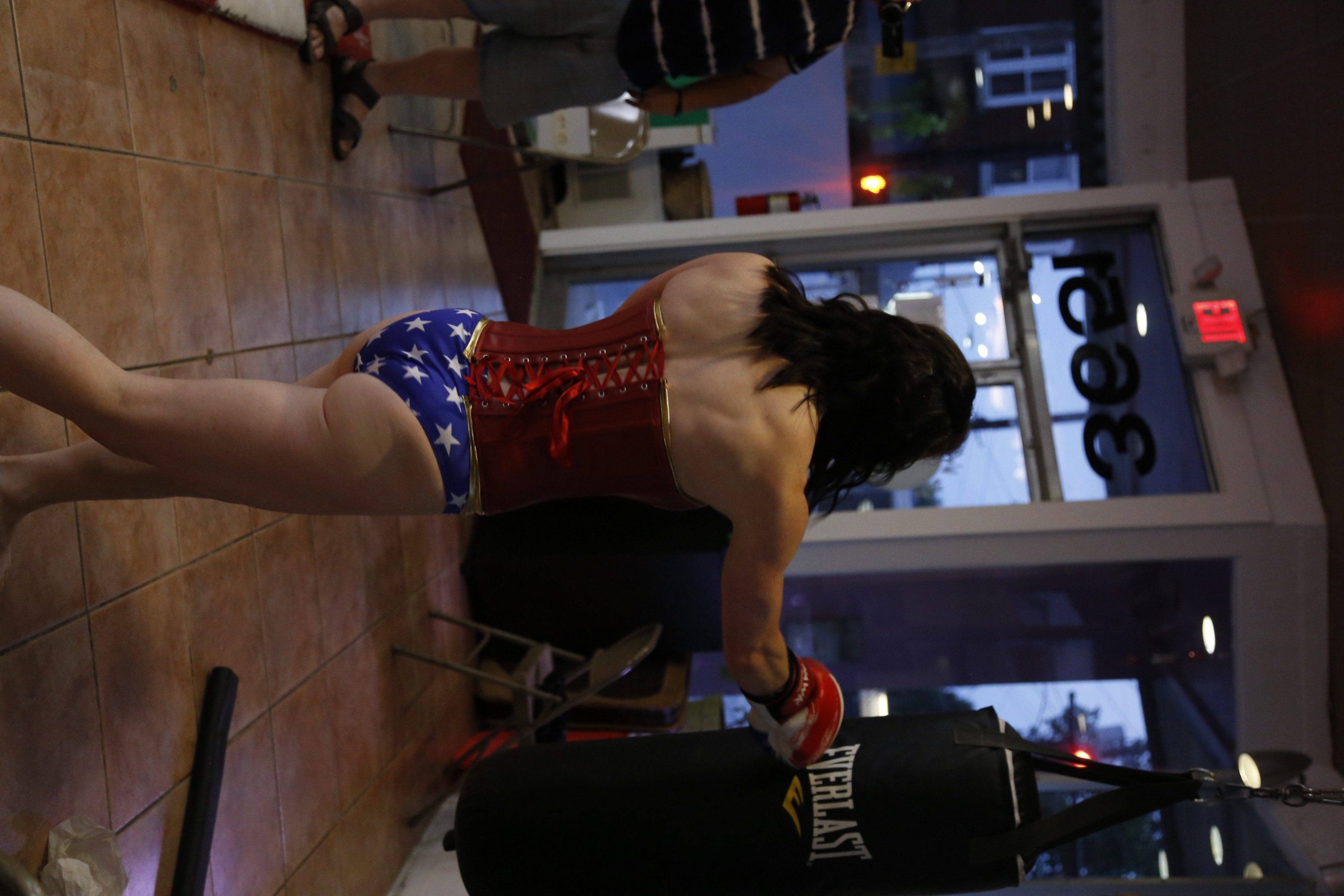 FFV350 Tia Elizabeth 20 Minute Workout & Flexing - Image 16