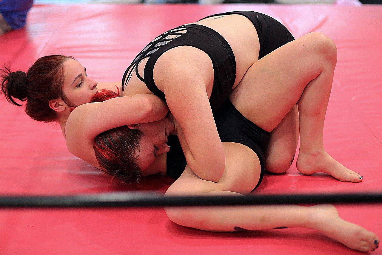 FFV464 Harley Rose vs Liza Winterz Extreme Fight - Image 4